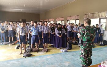TNI Tanamkan Disiplin dan Karakter Siswa Baru di SMK Negeri 1 Kasongan