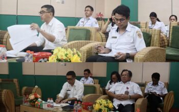 Deddy Ferras Berharap Mahasiswa KKN Harus Jadi Inspirasi di Tengah Masyarakat