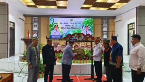 Bupati Saiful Buka Musda Ke-IV DAD Katingan, Tegaskan Peran Adat dalam Pembangunan