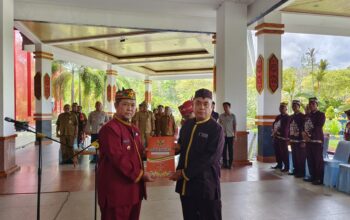 Saiful Kukuhkan Dua Damang, Tekankan Peran Adat dalam Menjaga Keharmonisan Masyarakat