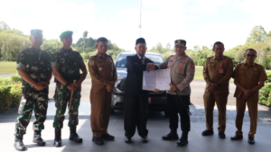 Dukung Pelayanan Keamanan, Pemkab Katingan Serahkan Kendaraan Operasional ke Polres