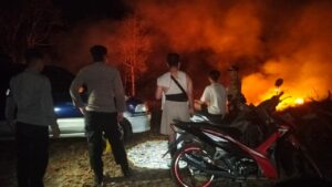 Polres Gunung Mas dan Tim Gabungan Bergerak Cepat, Padamkan Karhutla Empat Hektare di Kurun usai Deteksi Hotspot NASA