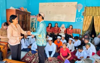 DWP DPMPTSP Katingan Salurkan Bantuan untuk Anak-anak Panti Asuhan Al-Khairat