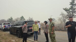 Bupati, Kapolres dan Dandim Gunung Mas Turun Bersama Tinjau Tiga Lokasi Karhutla