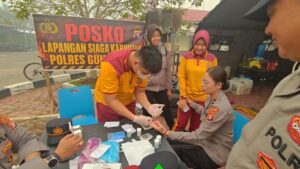 Jumat Sehat, Sidokkes Polres Gunung Mas Periksa Kesehatan Personel